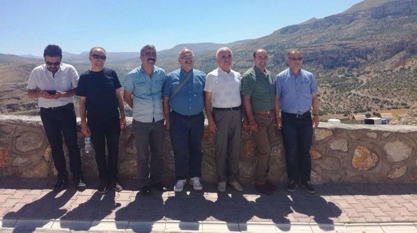 Ak&ccedil;adağ Anadolu &Ouml;ğretmen Lisesi Mezunları 34 Yıl Aradan Sonra Buluştu