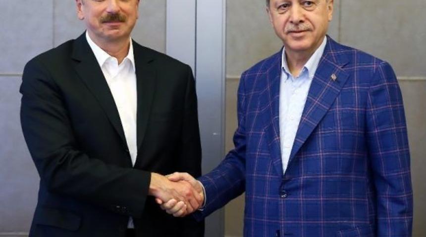 Cumhurbaşkanı Erdoğan, Azerbaycan Cumhurbaşkanı Aliyev İle Bir Araya Geldi