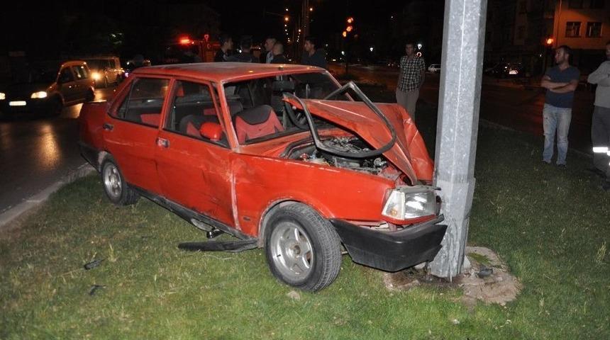 Yozgat&rsquo;ta Trafik Kazası: 2 Yaralı