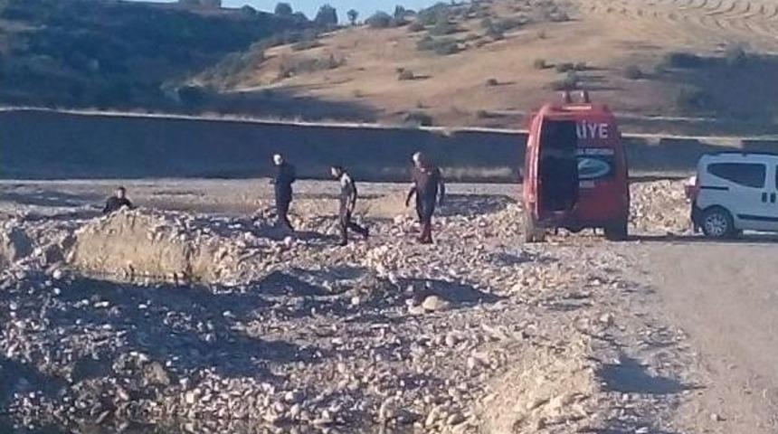 G&ouml;lette Boğuldu