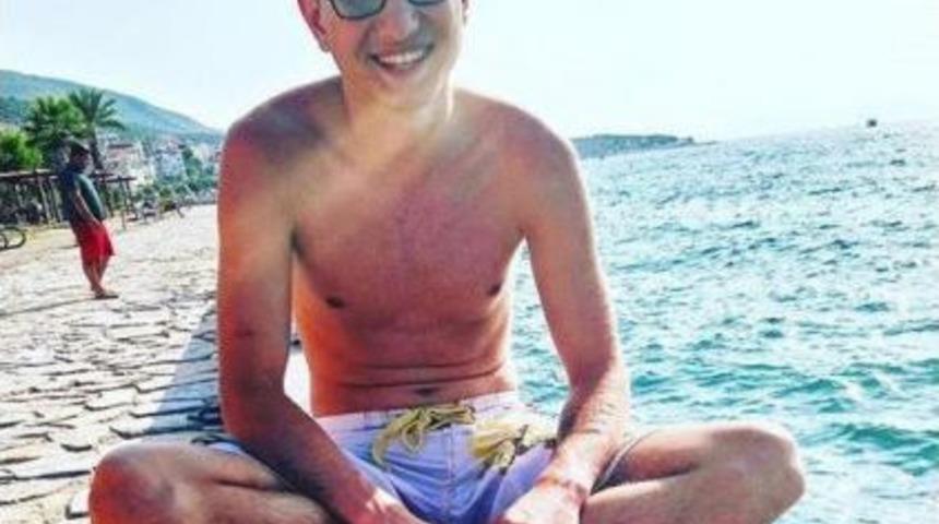 &Ccedil;eşme'de 17 Yaşındaki Gen&ccedil; Boğuldu