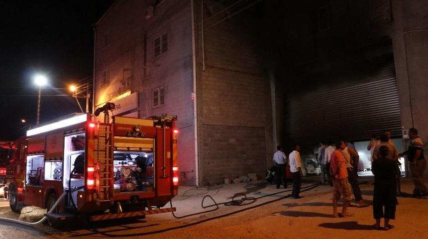 Mobilya At&ouml;lyesi K&uuml;l Oldu