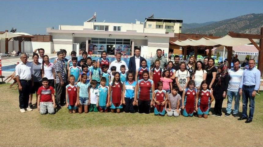 Buharkentli &Ouml;ğrenciler Hayata Sma&ccedil; Atmaya Devam Ediyor