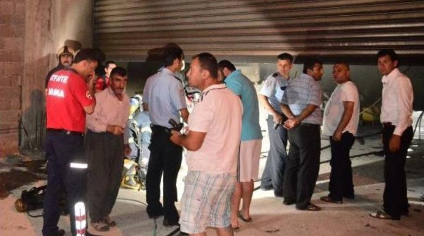 Mobilya At&ouml;lyesi Gece Yandı