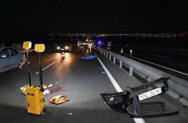 Akhisar’da Feci Kaza 2 Ölü, 1 Yaralı