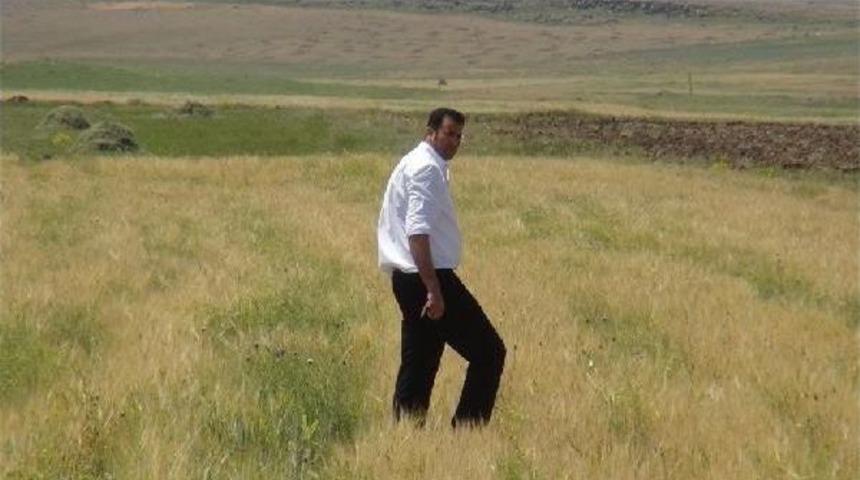 Doğu'da Kuraklık &Ccedil;ift&ccedil;iyi Korkutuyor