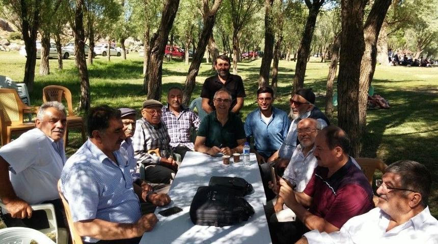 Veyisoğulları Derneği’nin 3. Geleneksel Yemeğine Büyük İlgi