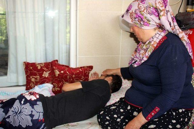 Oğulları Uyuşturucu Bağımlısı Anne Babanın Tedavi Feryadı 1