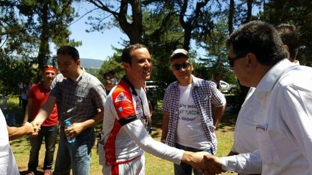 Bisikletliler K&uuml;&ccedil;&uuml;kelmalı Tabiat Parkı&rsquo;nda 2