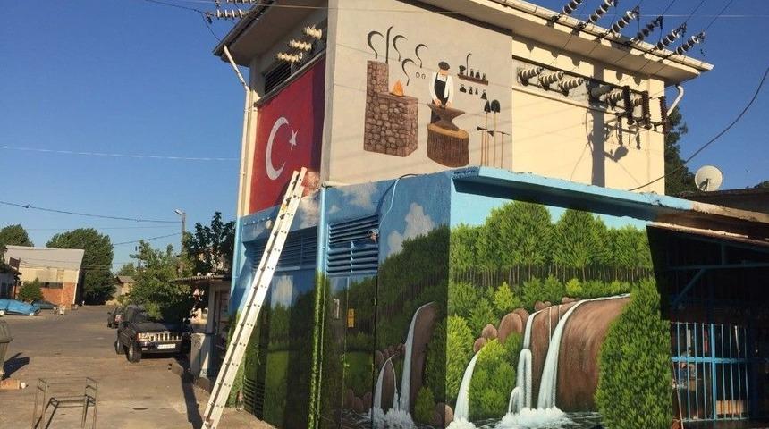 Simav&rsquo;da Sanayi Trafoları Sanatla Buluşuyor