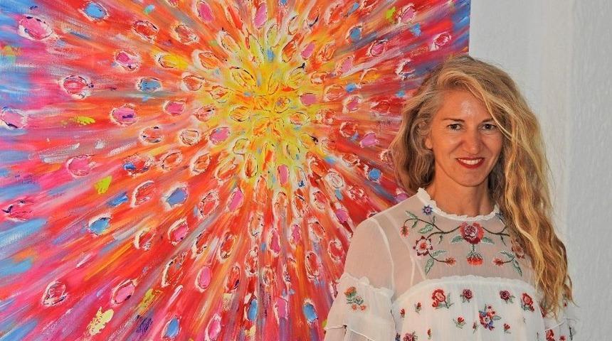 Milli S&ouml;rf&ccedil;&uuml; Ala&ccedil;atı&rsquo;nın R&uuml;zgarını Tuvale Yansıttı