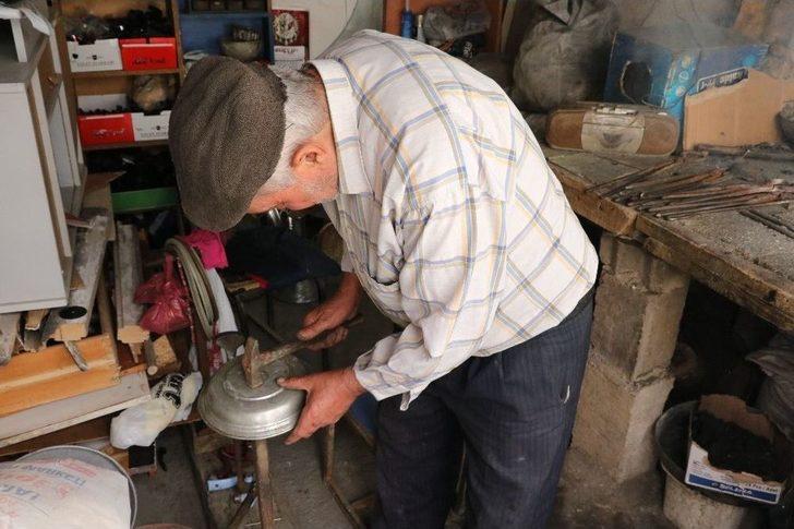 Yozgat’ta Son Kalaycı Ustası Mesleğini Devam Ettirmeye Çalışıyor G3