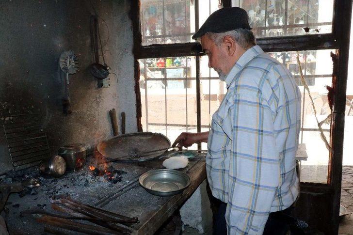 Yozgat’ta Son Kalaycı Ustası Mesleğini Devam Ettirmeye Çalışıyor G4