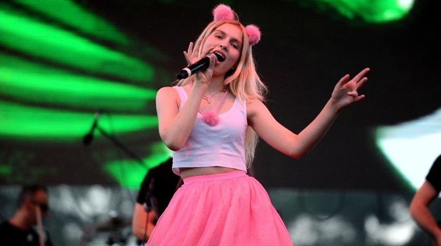 Aleyna Megastarı Da Solladı