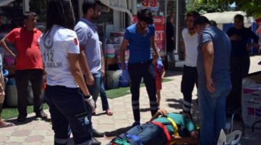 Kozan&rsquo;da Elektrikli Bisikletler &Ccedil;arpıştı: 2 Yaralı