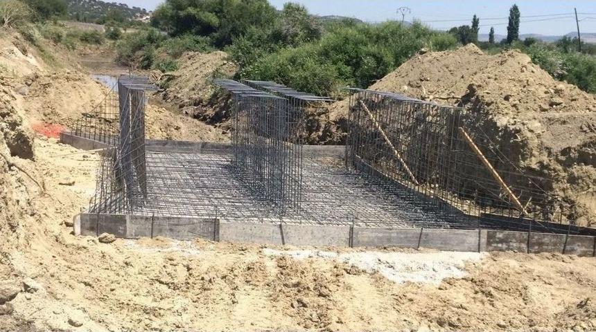 Siyekli&rsquo;de Dere Islah Ve Temizlik &Ccedil;alışmaları Başladı