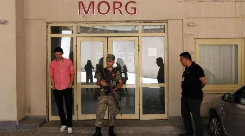 T&uuml;fekle Karnından Vurulan 2 Yaşındaki Memduh &Ouml;ld&uuml; - Yeniden