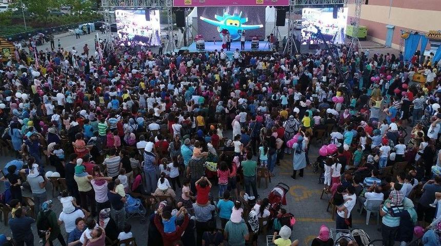 Başkan Aky&uuml;rek Konya &Ccedil;ocuk Festivali&rsquo;nde &Ccedil;ocuklarla Buluştu