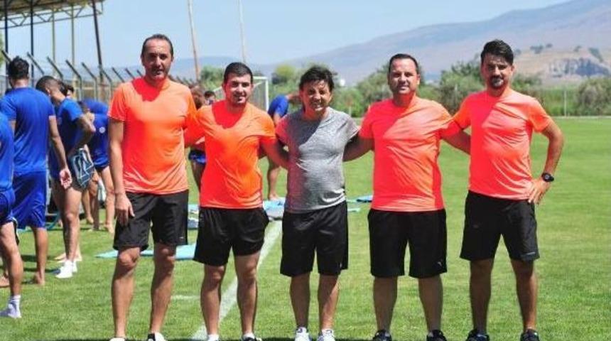 Menemen Belediyespor Topbaşı Yaptı