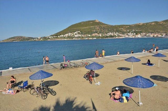 Foça’nın Mavi Bayraklı Plajları Tatilcilerin Gözdesi