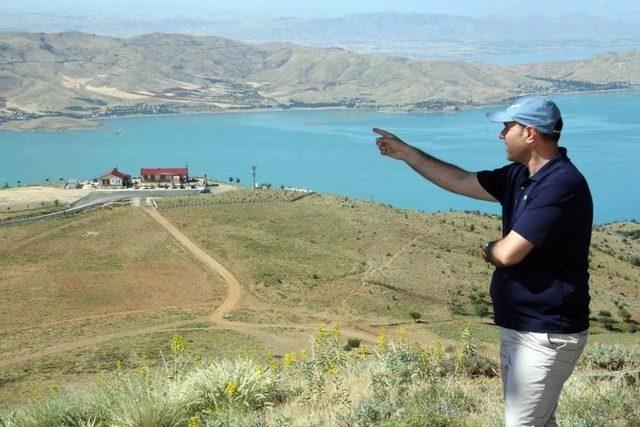 Vali Kaldırım, Elazığ’da Turizmin Kalkınması İçin Çalışıyor