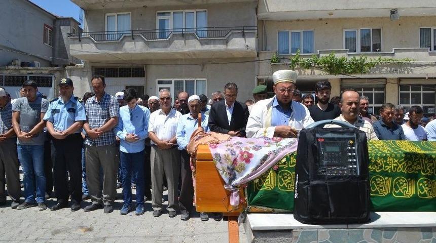 Şehit Eşinin Acısına Dayanamadı