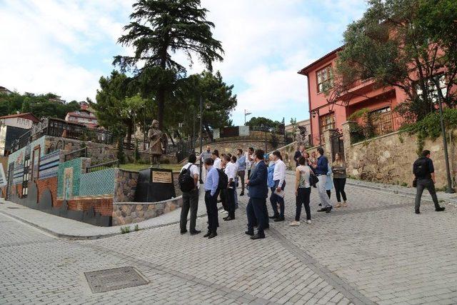 Turistler İzmit&rsquo;e Hayran Kaldı 2