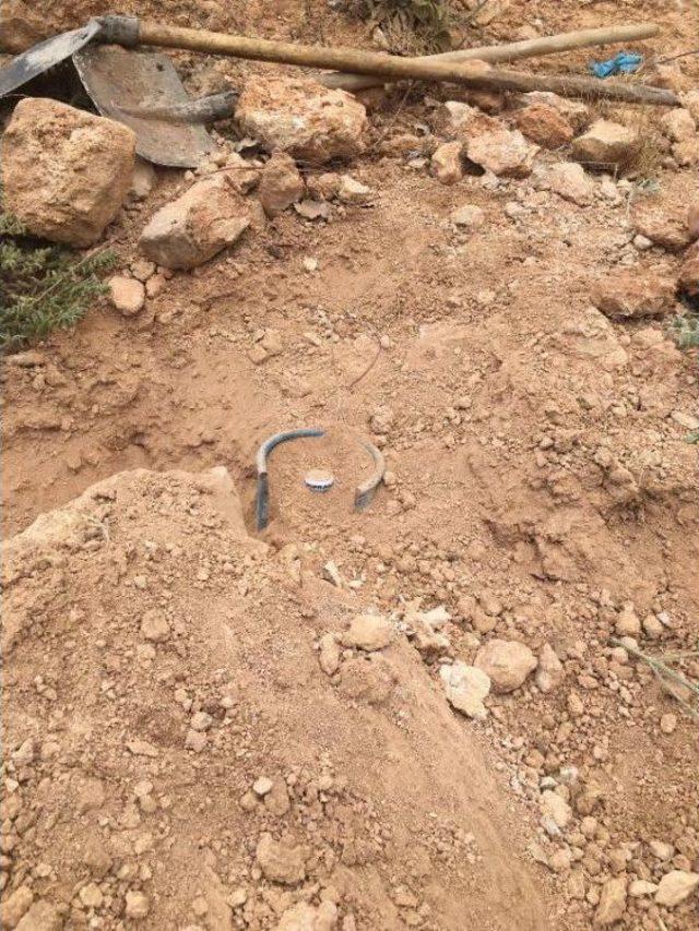 Pkk nın Yola Tuzakladığı 250 Kilo Patlayıcı Imha Edildi 2