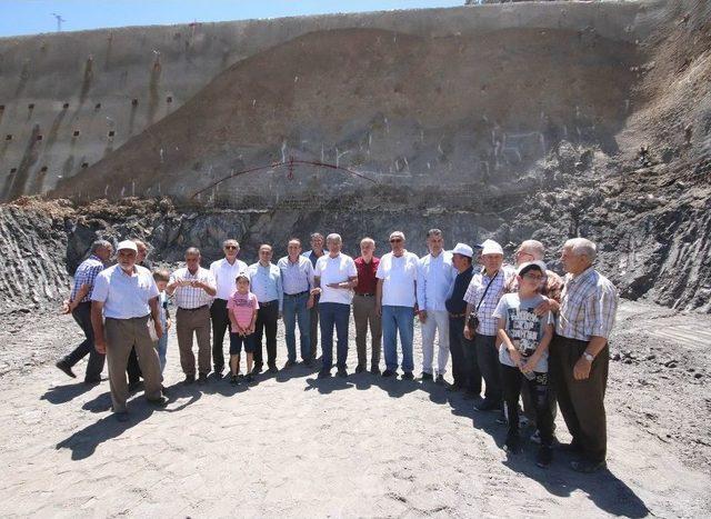 Demirkapı’da İkinci Tünel Çalışmaları Da Başladı