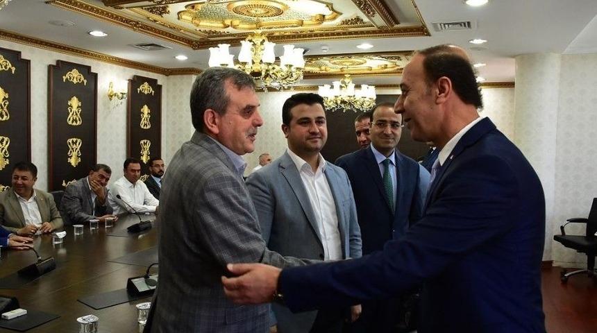 Ak Parti Teşkilatı Vali Erin İle Buluştu