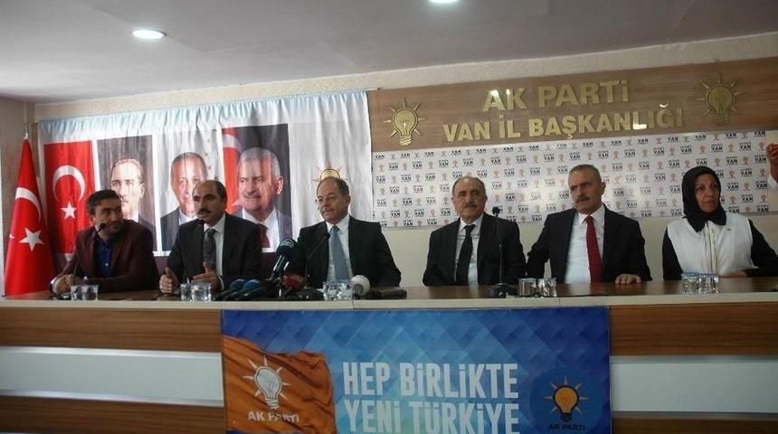 Bakan Akdağ: “avrupalı Siyasiler Teröristlere Kol Kanat Geriyorlar”