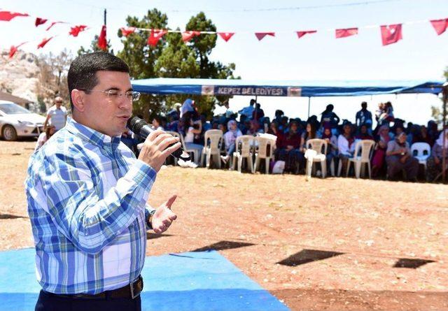 Tütüncü Yayla Şenliklerine Katıldı