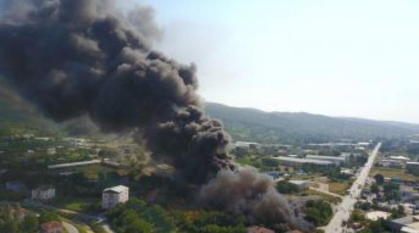 Bursa&rsquo;daki Yangına Havadan Da M&uuml;dahale Ediliyor