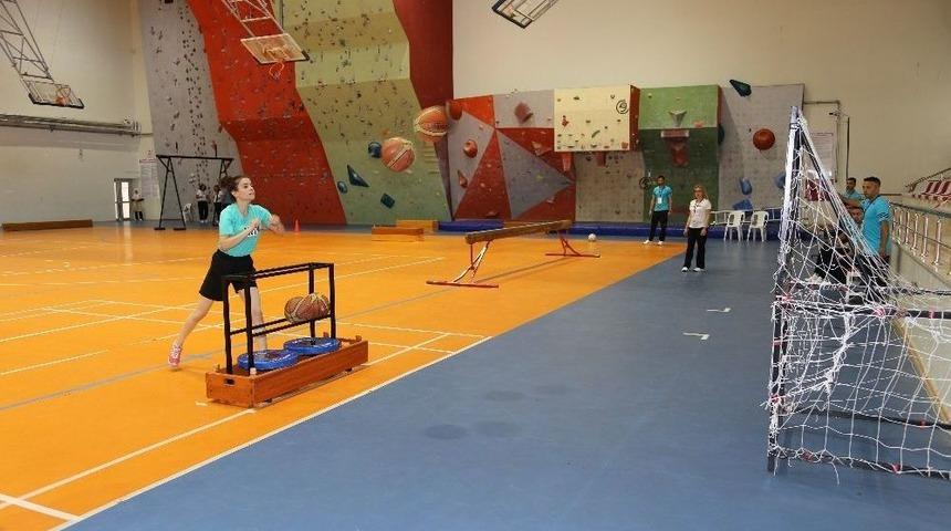 Spor Bilimleri Fak&uuml;ltesi &Ouml;zel Yetenek Sınavları Başladı