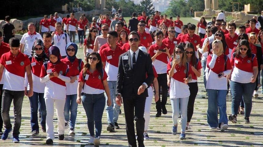 Şehit Ve Gazi &Ccedil;ocuklarından Anıtkabir&rsquo;e Ziyaret