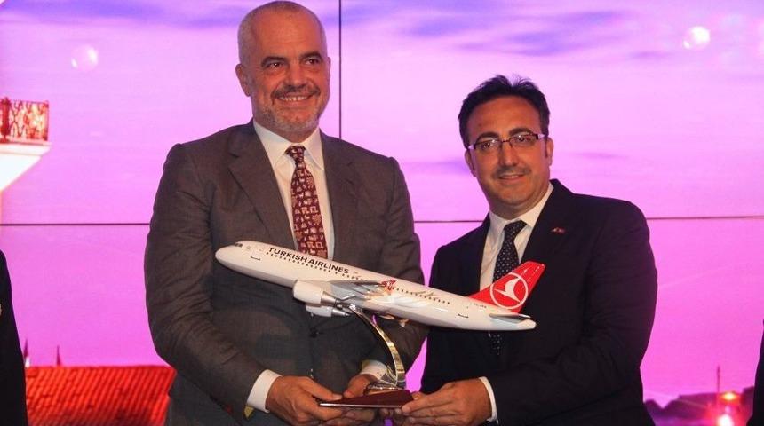 Thy&rsquo;den Arnavutluk&rsquo;a Havayolu Desteği