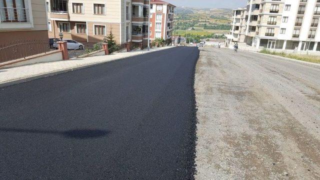 Süleymanpaşa Belediyesi Ekipleri Yol Çalışmalarını Dört Koldan Sürdürüyor