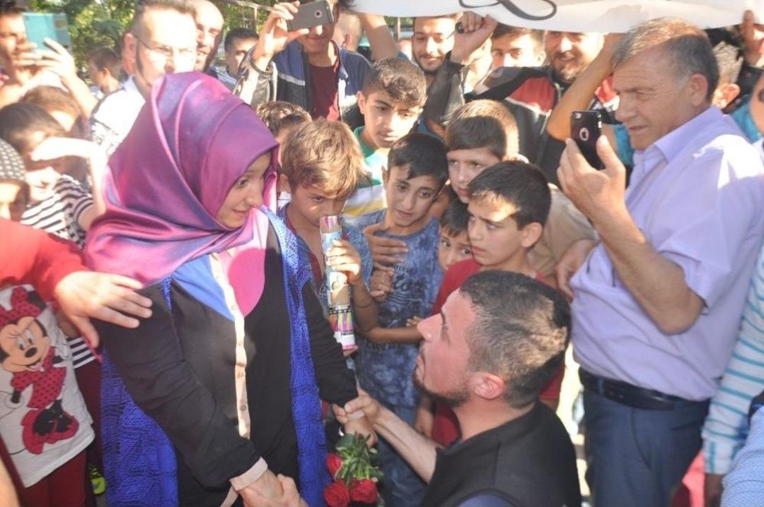 Evlilik Teklifine Kaza Bile Engel Olamadı