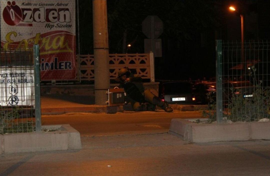 Niğde&rsquo;de Bomba İhbarı, &Ouml;dev Panosu &Ccedil;ıktı