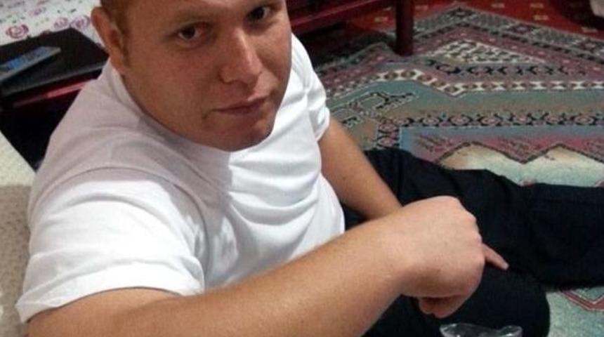 Ablasını Darp Eden Sevgilisini Bı&ccedil;aklayarak &Ouml;ld&uuml;rd&uuml;&nbsp;