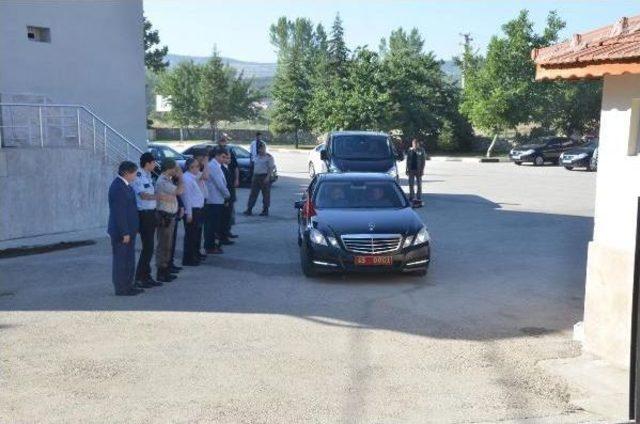 Cinnet Getiren Asker Koğuşu Taradı: 3 Asker Şehit, 3 Asker Yaralı (2)