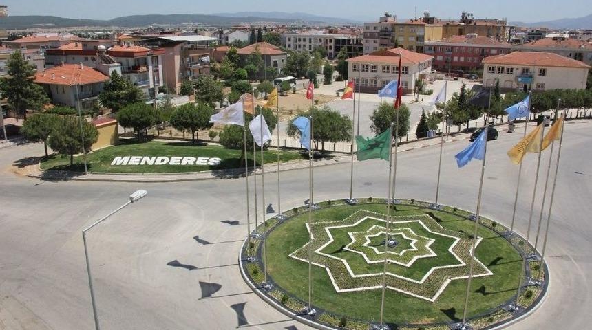 &Ccedil;ocuklar İstedi Başkan Abileri Yaptı