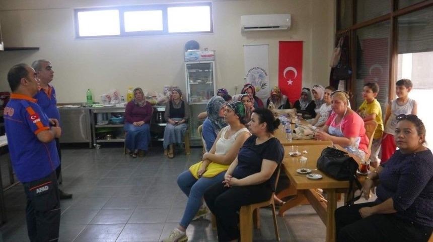 Fatih Mahallesi Muhtarlığında Afad Eğitimi