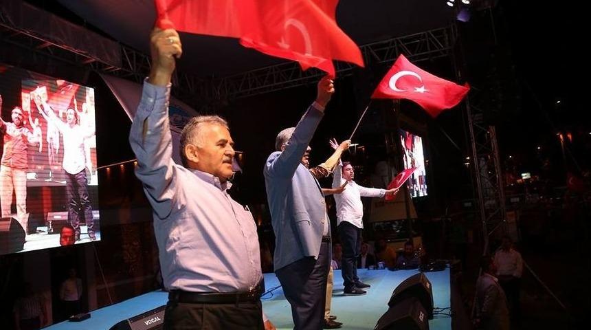 B&uuml;y&uuml;kkılı&ccedil;, "demokrasi Ve &Ouml;zg&uuml;rl&uuml;kler G&uuml;n&uuml; Kutlamasına Hazırız"
