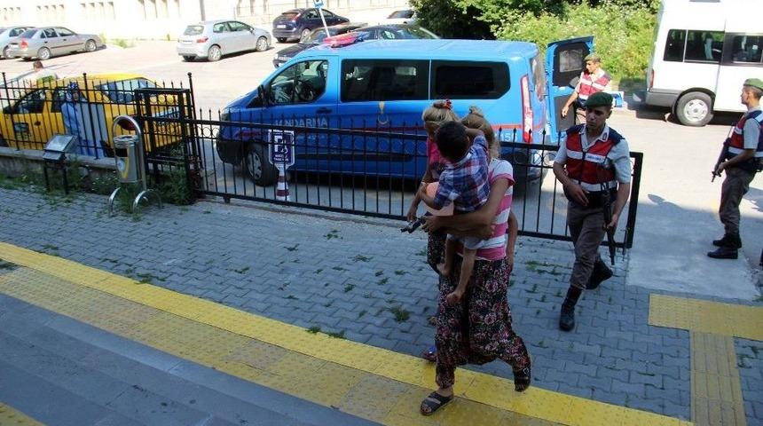 Boh&ccedil;acı Kılığında Gelip İmamın Evini Soydular