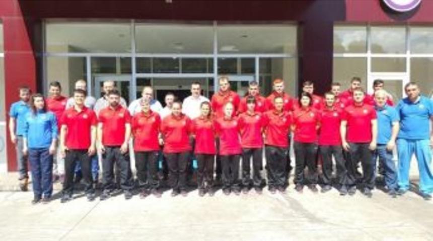 Şampiyonalara Rize&rsquo;de Hazırlanıyorlar