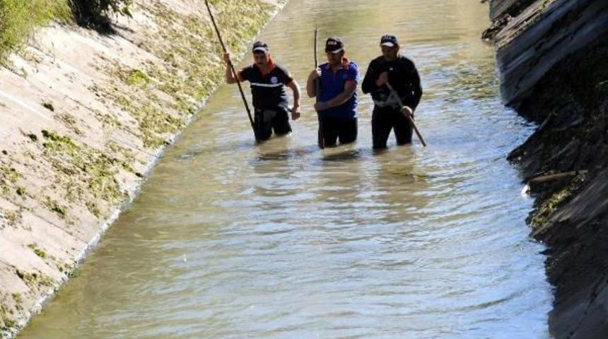 Kanalda Kaybolduğu Belirtilen Genci Arama &Ccedil;alışmaları Tekrar Başladı