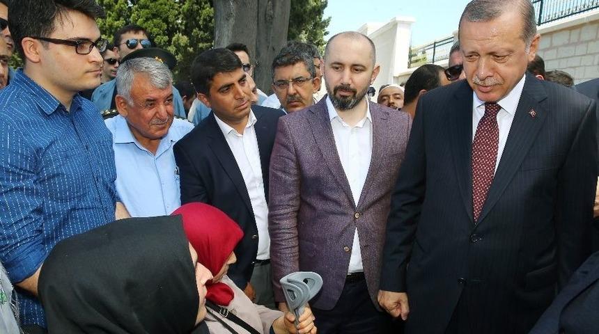 Cumhurbaşkanı Erdoğan, 15 Temmuz Şehitliği&rsquo;nde