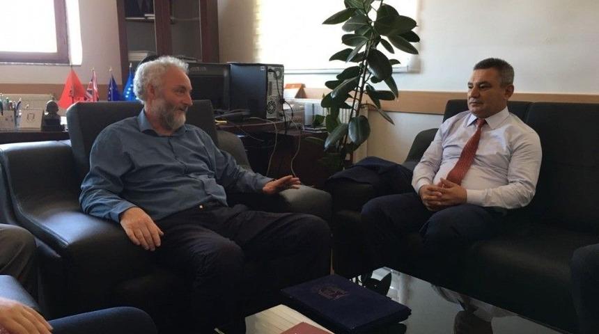 Kosova &Uuml;niversiteleriyle İş Birliği