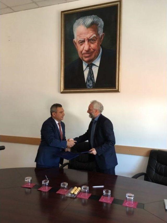 Kosova &Uuml;niversiteleriyle İş Birliği 1